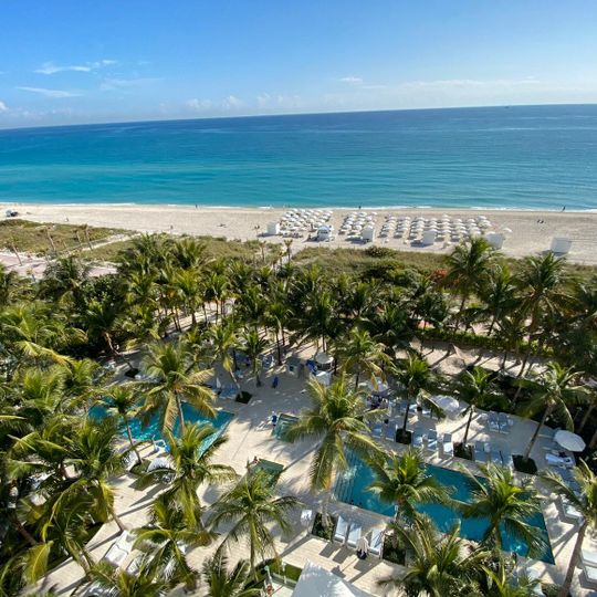 Grand Beach Hotel