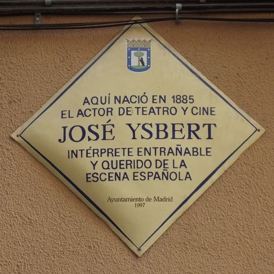 Placa conmemorativa en honor a José Ysbert