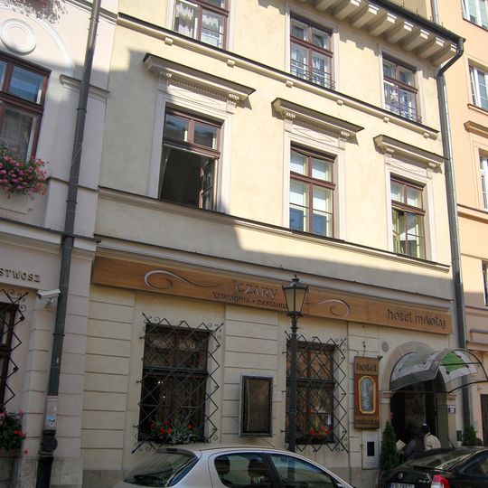 Kamienica z oficyną, XVI/XVII