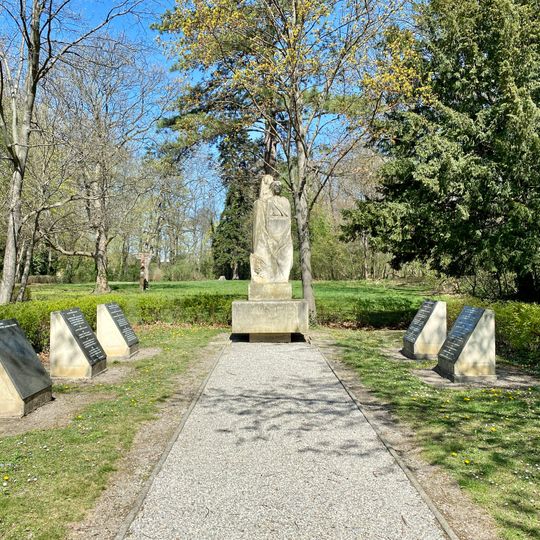 Monument to the officers of the Second Republic who died in the line of duty