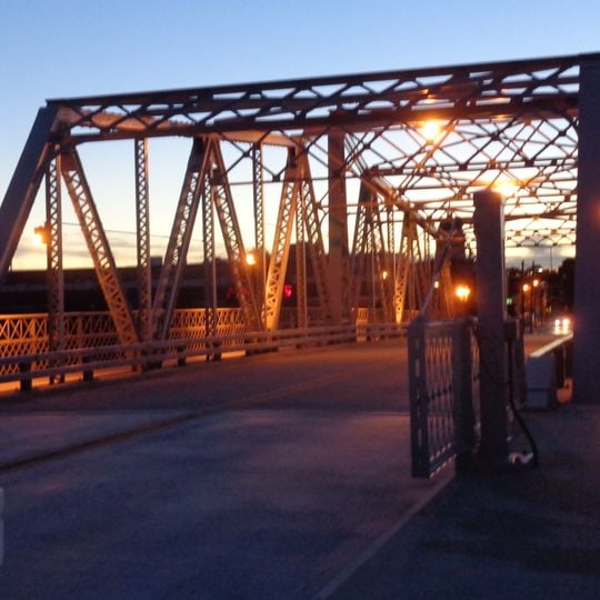 Court Street Bridge