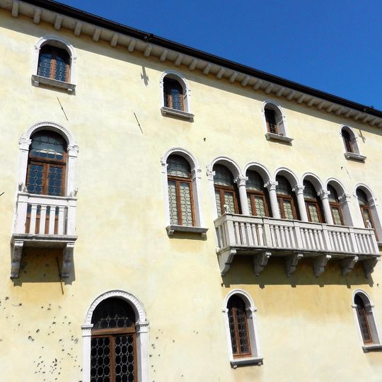 Palazzo Ragazzoni