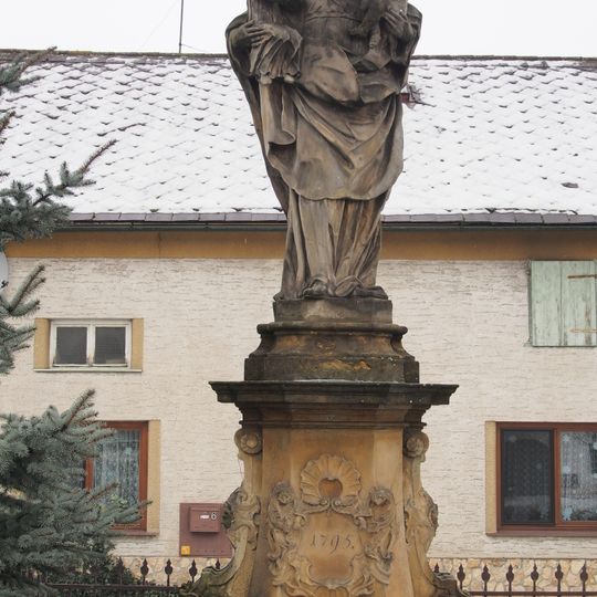 Socha svaté Anny Samétřetí