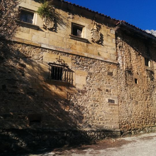 Conjunto de torre y casas solariegas de Vendejo
