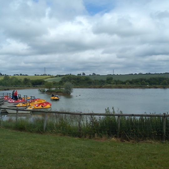 Twinlakes Theme Park