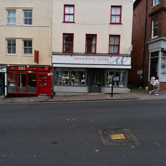 39, New Bridge Street