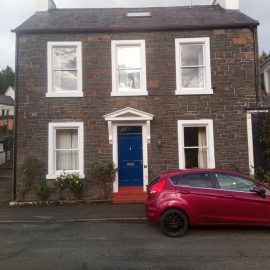 5 Beechgrove, Moffat