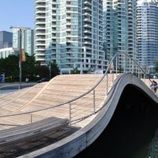 Simcoe Wave Deck
