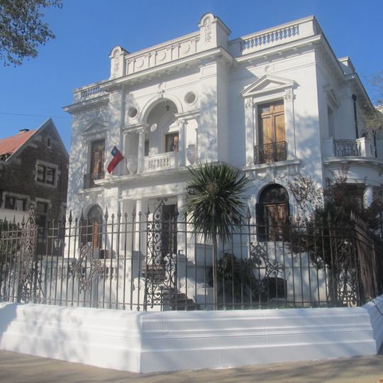 Casonas de Avenida República