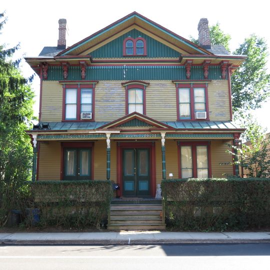 House at 285 Sea Cliff Avenue