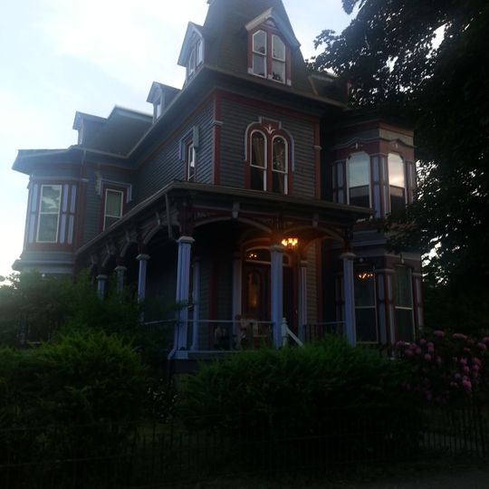 Conklin Mountain House