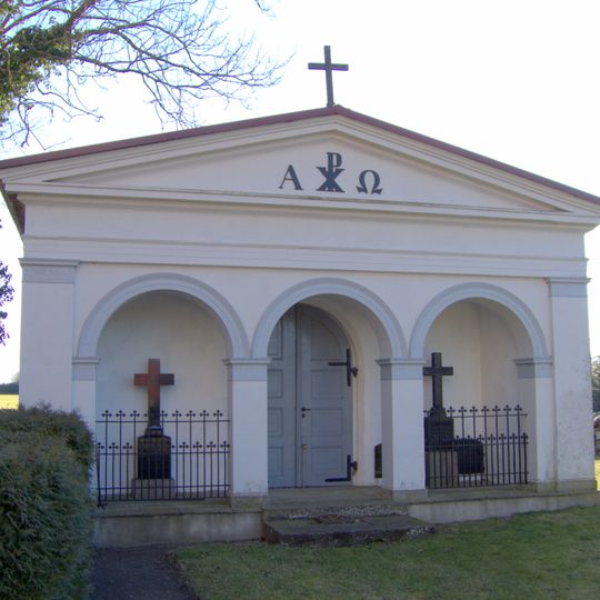 Mausoleum in Pensin