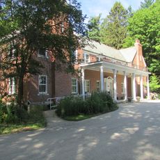 Studebaker Clubhouse and Tree Sign