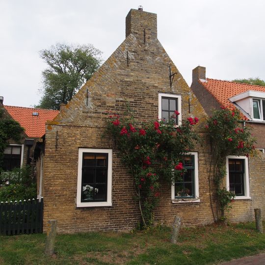 Burgemeester Waldastraat 15, Nes