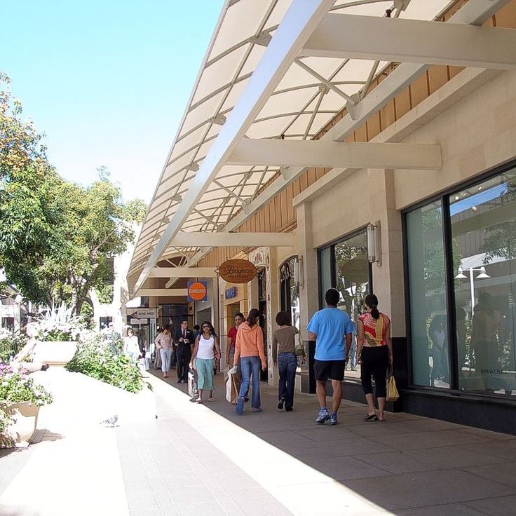Stanford Shopping Center