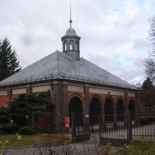 Dom przedpogrzebowy w Lesznie