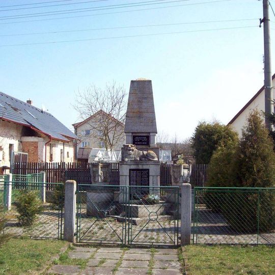 Pomník padlým v Horní Bříze