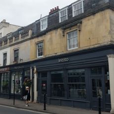 1 to 6, Montpellier Avenue