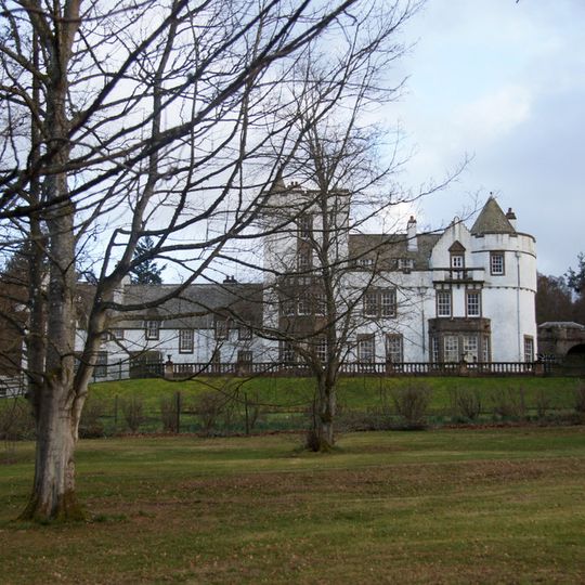 Kinpurnie Castle