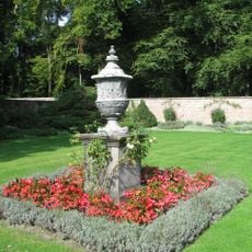 Zuylestein: loden vaas (noordelijk)