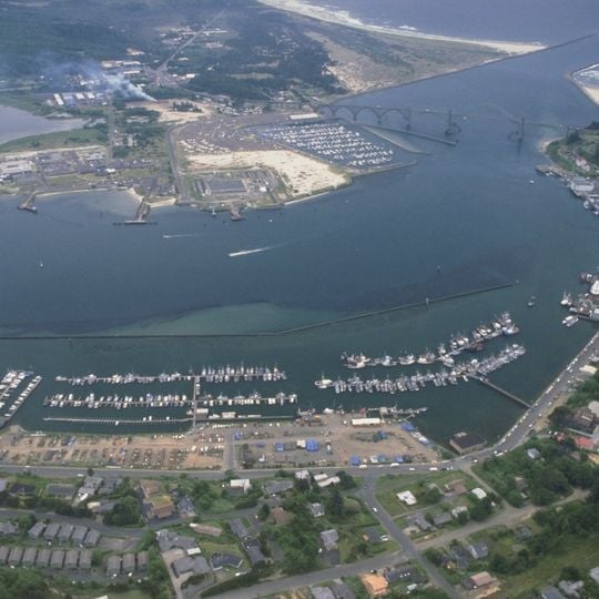 Yaquina Bay