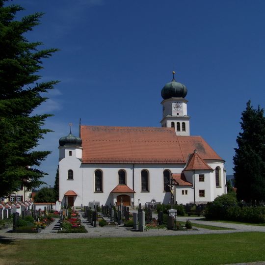 Katholische Pfarrkirche Wolfgang von Regensburg und Johannes der Täufer