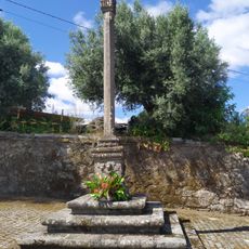 Cruzeiro Paroquial de Aborim