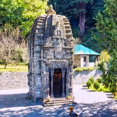 Gauri Shankar Temple, Dasal