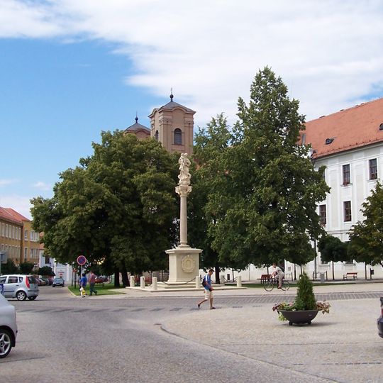 Mariánsky stĺp, socha