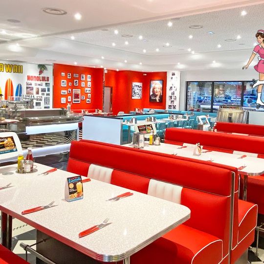 Holly's Diner