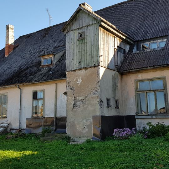 Dwelling house Baznīcas laukums 1