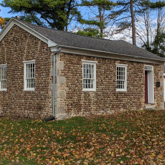 Roe Cobblestone Schoolhouse