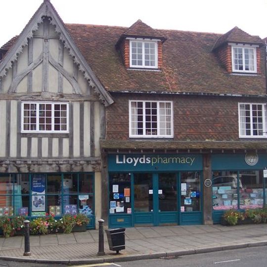 International Stores