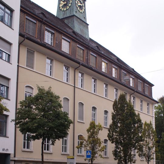 Verwaltungsgebäude der +GF+