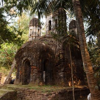 Singti Pancharatna temple