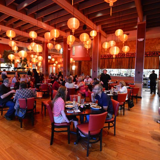 Molly Woo's Asian Bistro