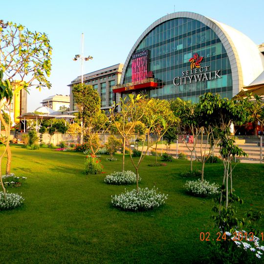 Select Citywalk