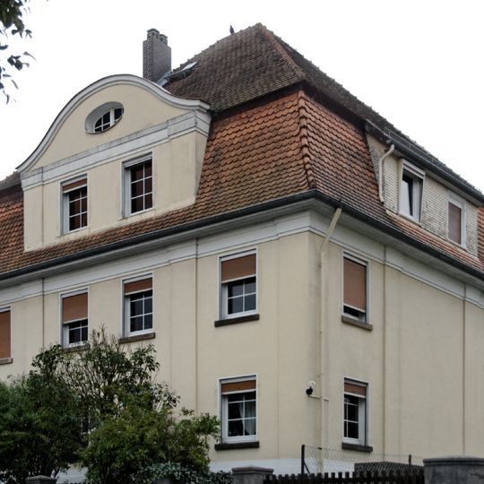 Lindenstraße 111