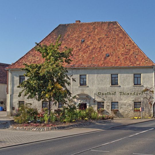 Gasthof mit Seitengebäude Kamenzer Straße 10; 10a