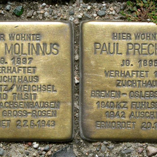Stolperstein en memoria de Adam Molinnus