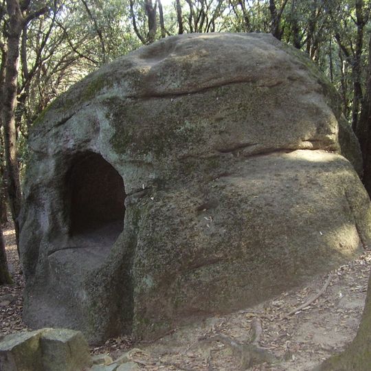 Roca Foradada de Vallromanes