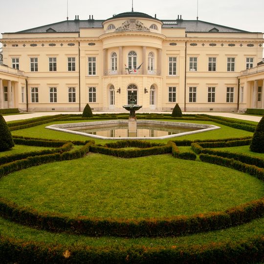 Károlyi Mansion, Fehérvárcsurgó