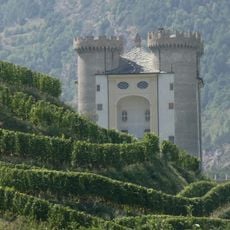 Castello e miniere abbandonate di Aymavilles