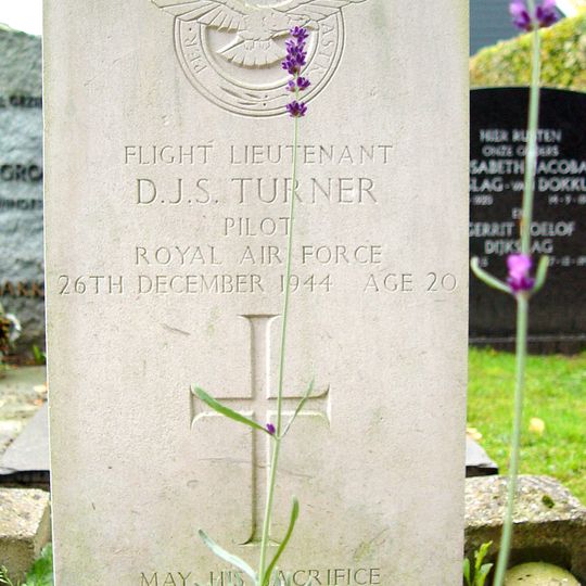 Zwollerkerspel General Cemetery