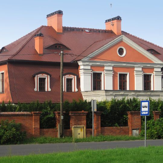 Dwór w Brzóstkowie