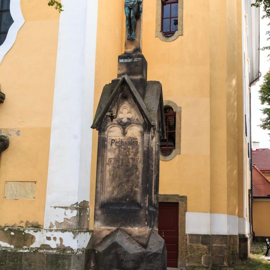 Kříž u kostela svatého Ondřeje v Třebechovicích pod Orebem