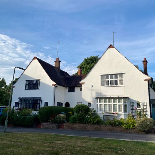 24 And 26, Temple Fortune Lane