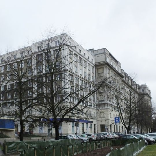 Blok przy ulicy Andersa 10