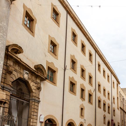 Biblioteca della Galleria d'arte moderna Empedocle Restivo