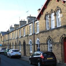 10-16, Shirley Street